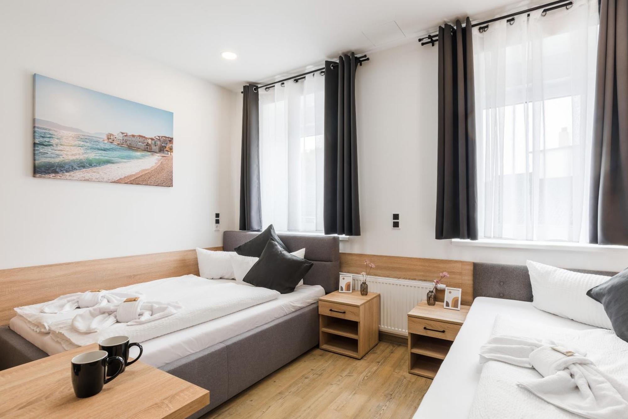 Hotel Montenegro Wormacja Zewnętrze zdjęcie