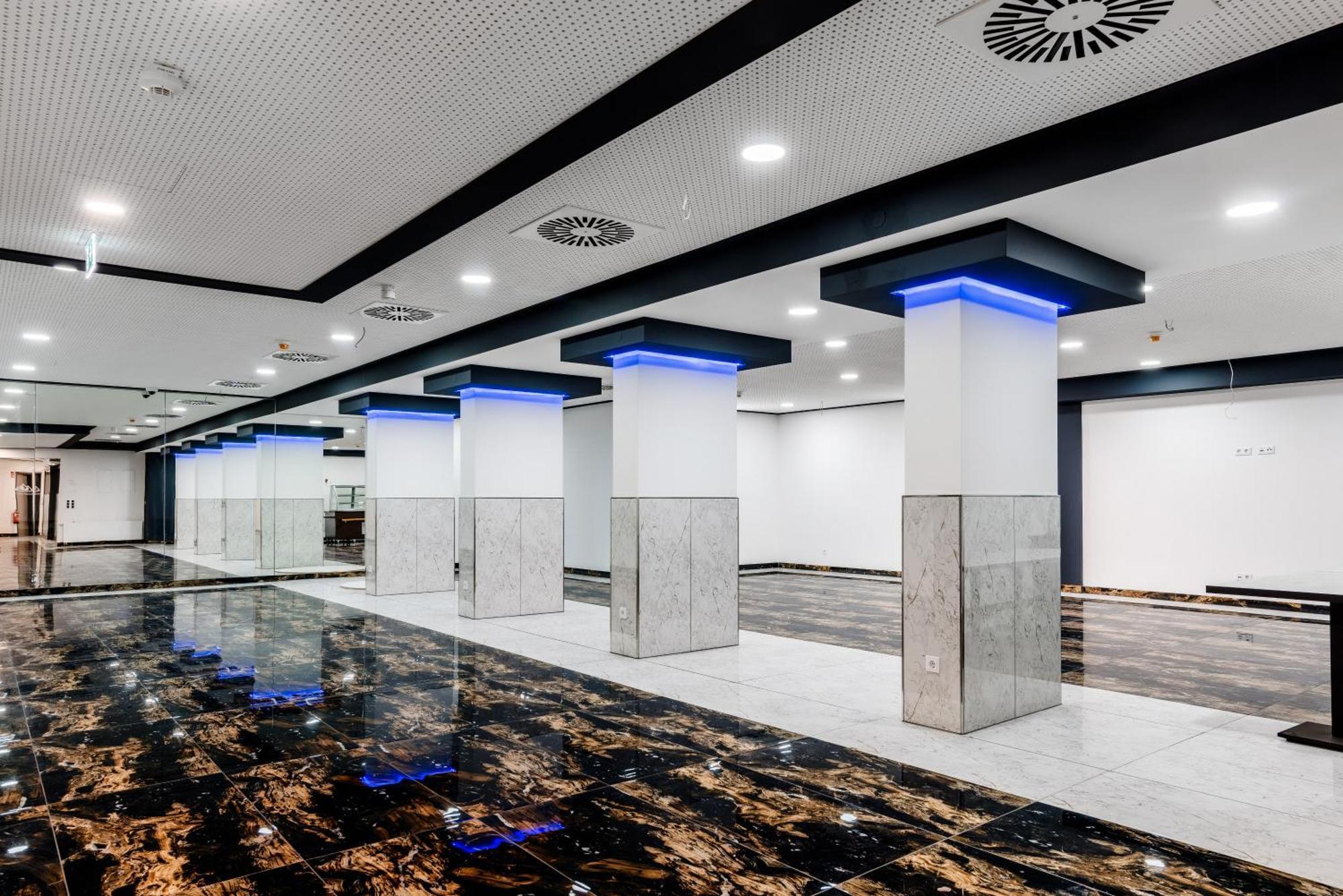 Hotel Montenegro Wormacja Zewnętrze zdjęcie