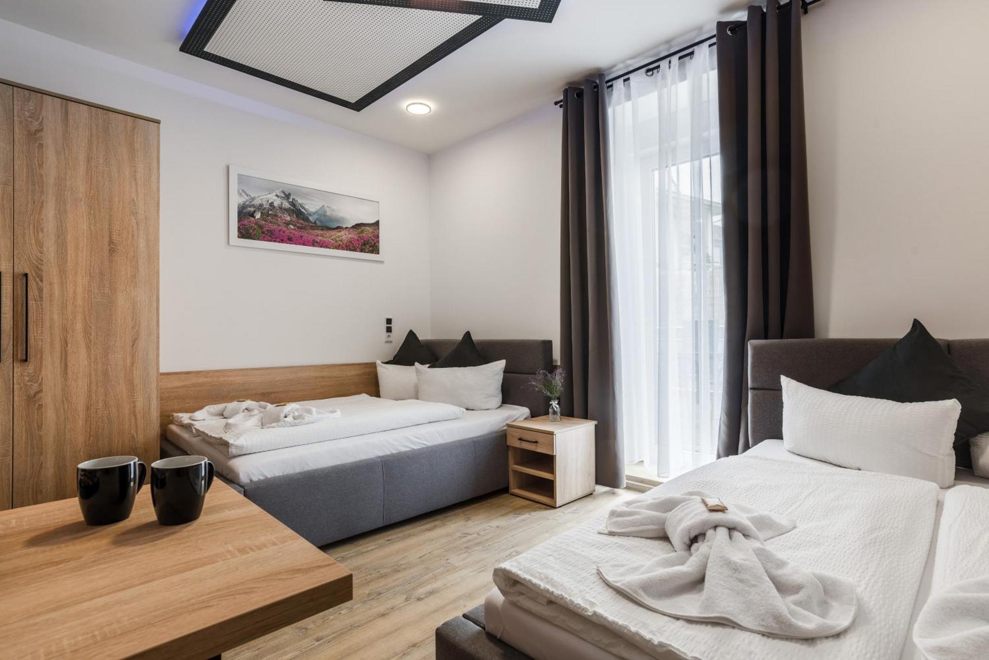 Hotel Montenegro Wormacja Zewnętrze zdjęcie