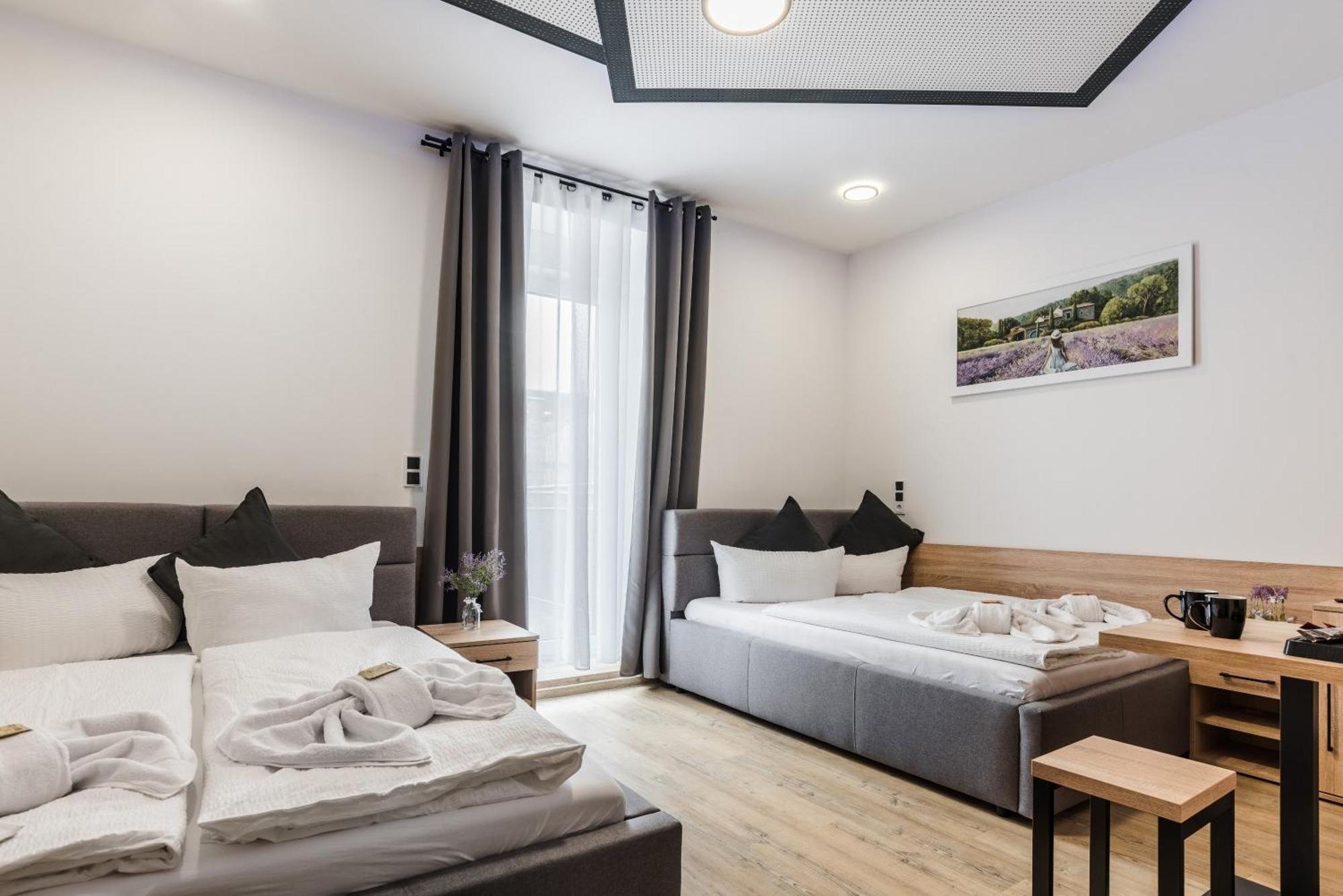 Hotel Montenegro Wormacja Zewnętrze zdjęcie