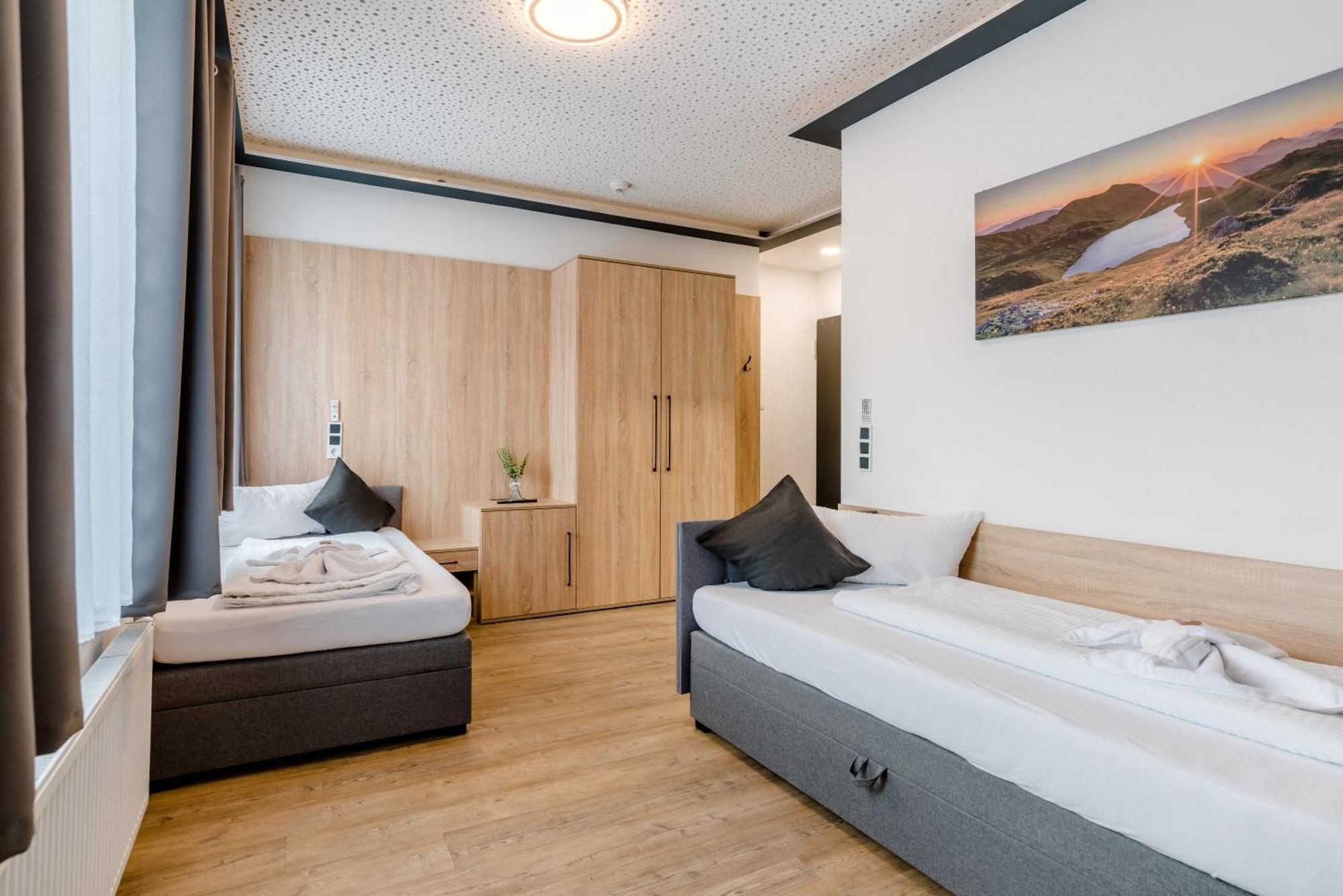 Hotel Montenegro Wormacja Zewnętrze zdjęcie