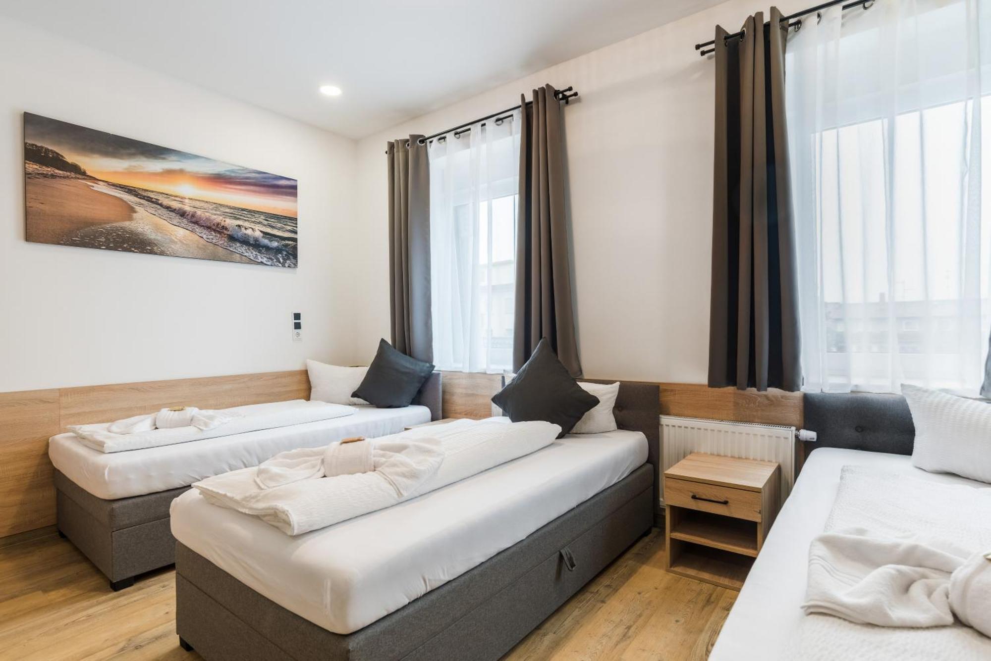 Hotel Montenegro Wormacja Zewnętrze zdjęcie
