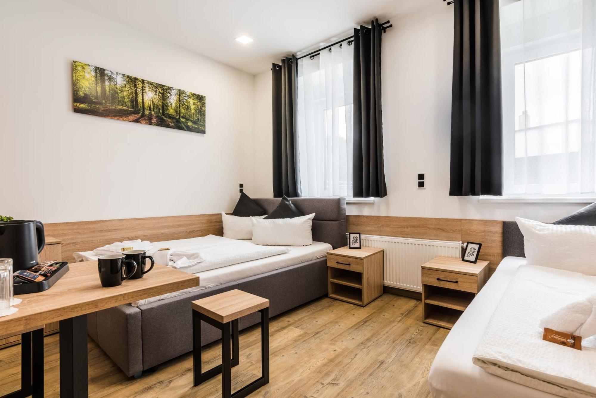 Hotel Montenegro Wormacja Zewnętrze zdjęcie